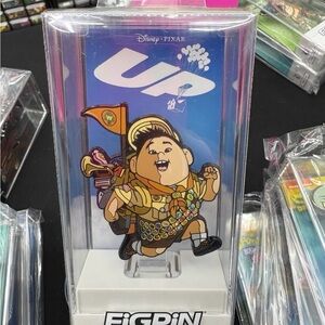 FiGPiN #1641 Up - Russell